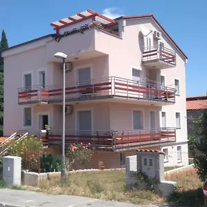 Apartament Gracijela, Pula